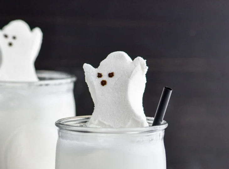 6 Spooktacular Cocktails for Your Halloween Party